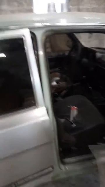 Установка дверей на газ 2410 от 02 Волги смотреть онлайн
