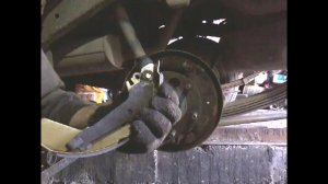 замена задних тормозных колодок фронтера А +кат№