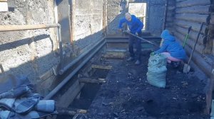 Демонтируем стену из шлакобетона!