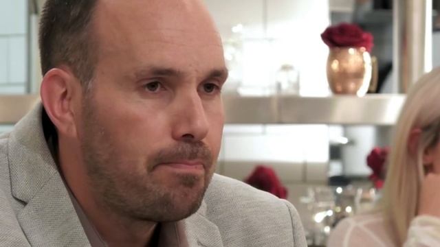 World Record Sumo Wrestler Loves That Her Date Was a Bingo Caller | First Dates смотреть онлайн