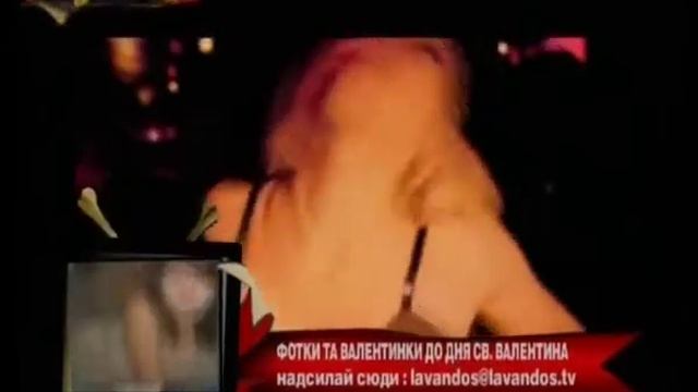 Loli Lux "WannaBE" on M1 TV - with LYRICS! смотреть онлайн