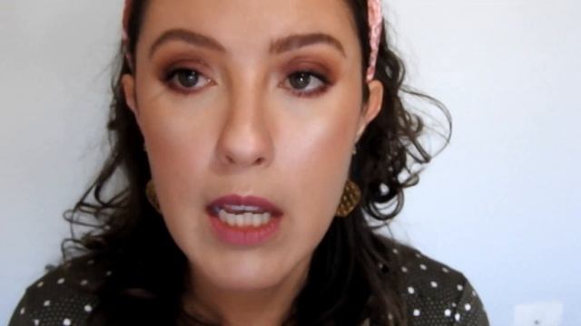 Avon - Batom Em Pó Com Efeito Nuvem Matte | Testando