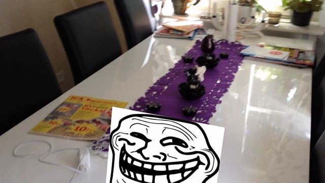 After Effects 3D Camera Tracker + trollface смотреть онлайн