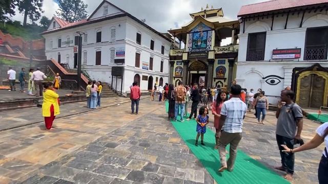 Pashupatinath Temple Nepal Vlog 2022 | Manmauzi смотреть онлайн