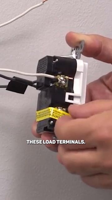 What's The Difference Between Line and Load смотреть онлайн