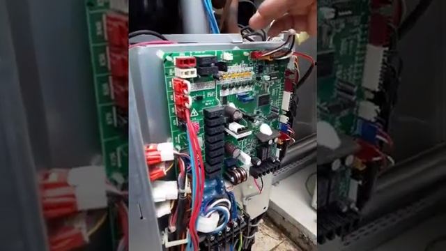 U1 error code.Daikin VRV IV смотреть онлайн