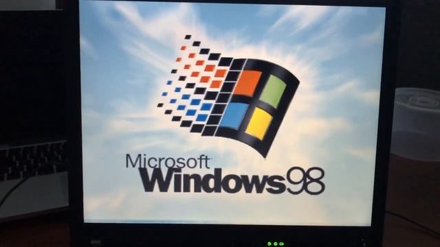 Running Windows 3.11 from Windows 98 DOS смотреть онлайн
