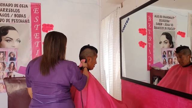 Insultando cortes de Cabello en Barberías 3 (BROMA) смотреть онлайн