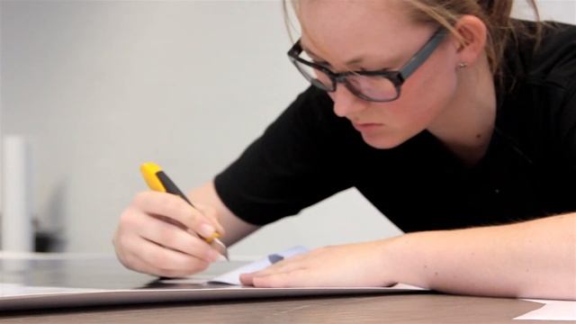 Et kig bag scenen... смотреть онлайн