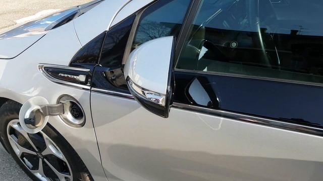 Opel Ampera E-REV 5 porte MY12 смотреть онлайн