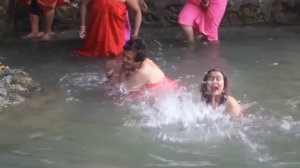 Sali nadi snan sostani purni open holy bath