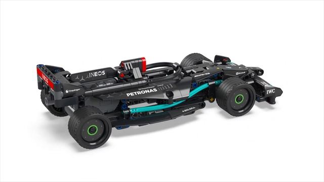 לגו טכני - מרצדס AMG F1 W14 E смотреть онлайн