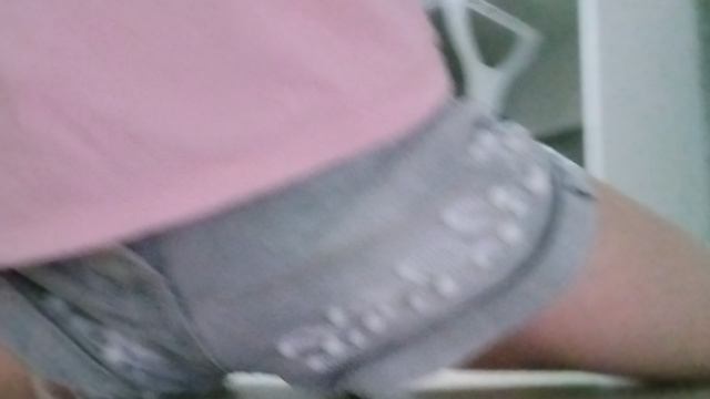 подписчица попросила сделать колесо и как садиться на шпагат