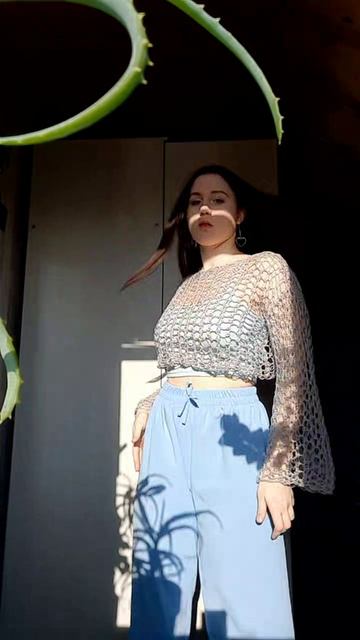 МК на ТРЕНДОВЫЕ сетчатые кофты уже на ютубе/рутубе/вк 🫶🏻 смотреть онлайн