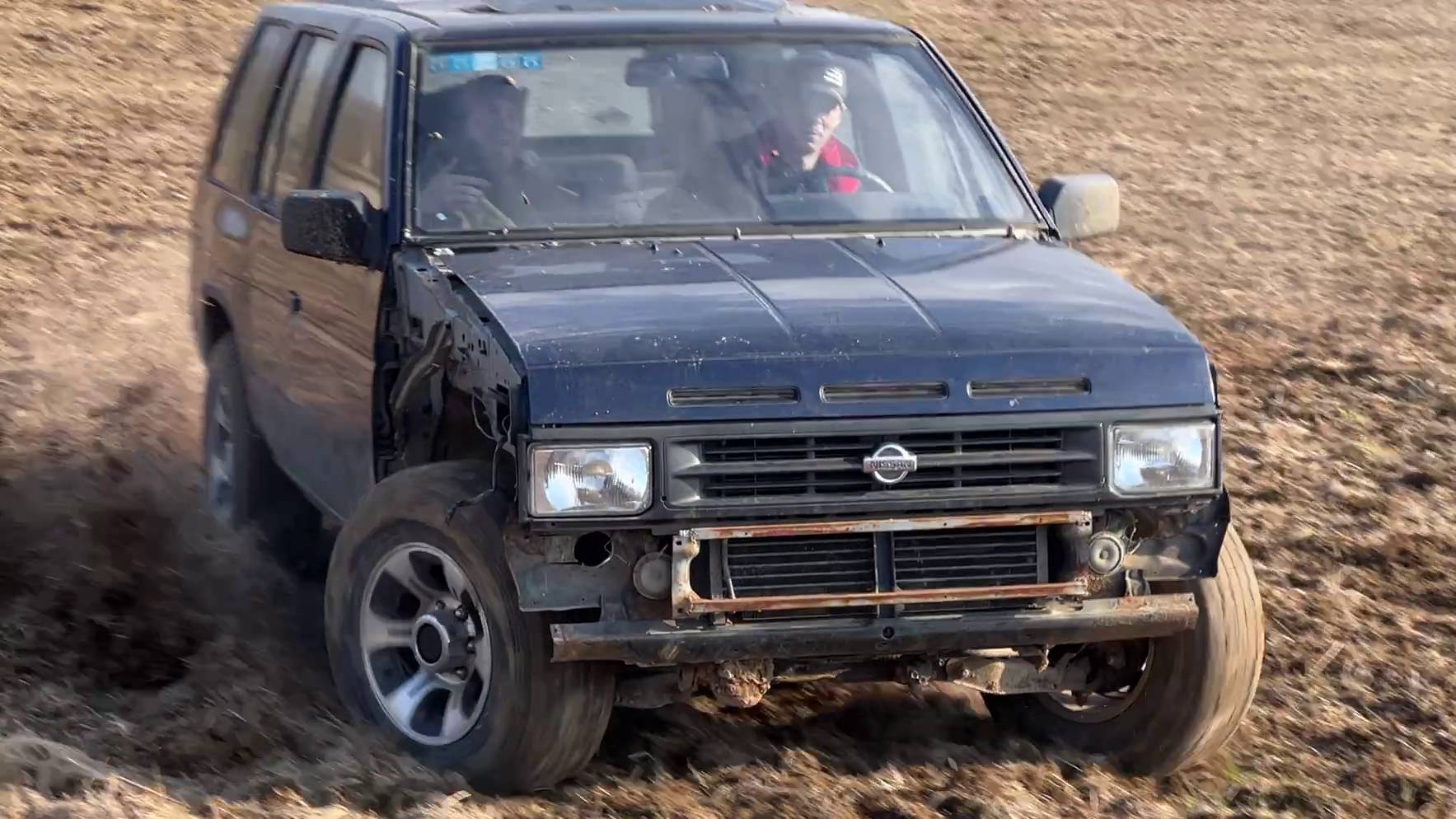 Ниссан завели и поехали праздновать первый успех нашего проекта смотреть онлайн
