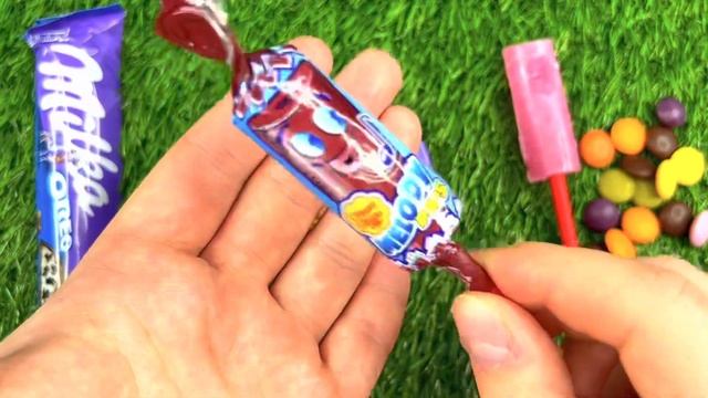 New Some Lot's of Candy Lollipops and Sweets Milka Oreo, Chupa Chups melody , Milka wafer смотреть онлайн