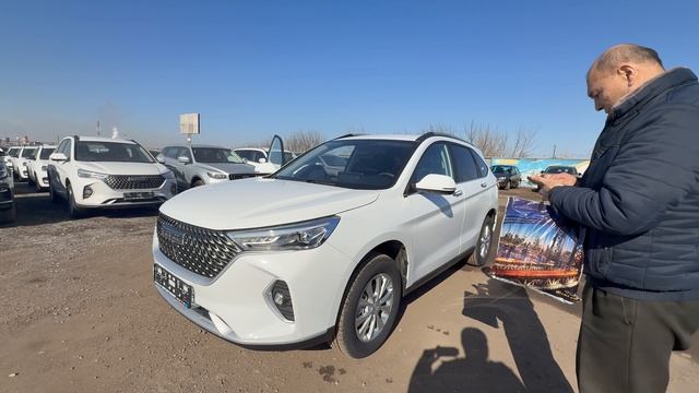 ПРИЕХАЛ ЗА ВЕСТОЙ, А УЕХАЛ НА ХАВАЛЕ! Не смог удержаться от нового HAVAL M6 2025 за сочную цену! смотреть онлайн