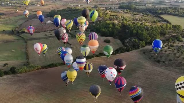 Чемпионат Европы на тепловых аэростатах
. Испания Creative ElitHouse.eu смотреть онлайн