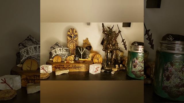 Wednesday Runes reading for this week April 5th to April 11th,2023 смотреть онлайн