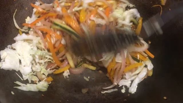 Peanuts and vegetable udon stir fry | Vegan| Healthy | Udon Noodles | Vegetarian | Stir Fry Noodles смотреть онлайн