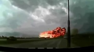 Видеорегистратор снял крушение Боинга 747 в Афганистане