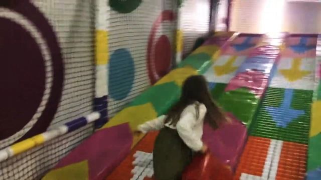 Mira Mersin Forum’da (playland) смотреть онлайн