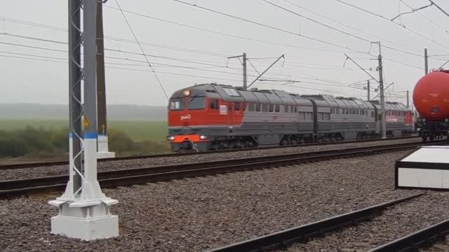 Тепловоз 3ТЭ116У-0001 (ТЧЭ-12) на I\/ Международном ж. д. салоне ЭКСПО 1520 в Щербинке.