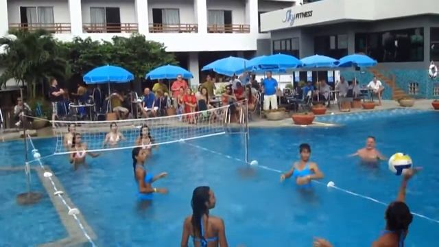 Ladyboy Water Volleyball - Charity Competition Oct 2013 Леди Транссексуал Бангкок Паттайя
