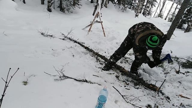 СТРОИМ ИЗБУ НА ДЕРЕВЕ| ЧАСТЬ 3 смотреть онлайн