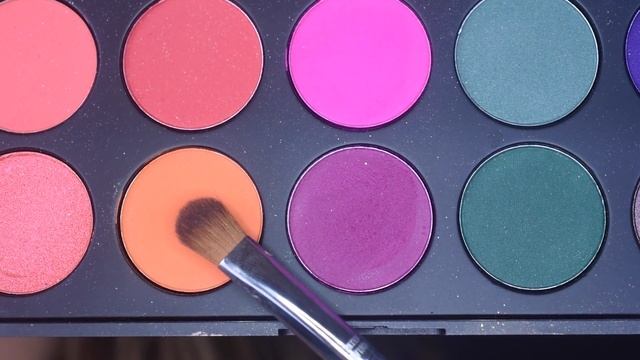 NEON Eye Makeup Tutorial | Urban Decay Electric Palette смотреть онлайн