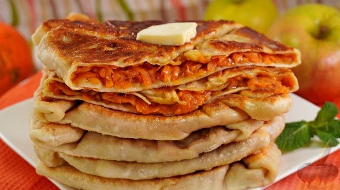 Солнечное настроение в каждом кусочке. ПЛАЦИНДЫ С ТЫКВОЙ И ЯБЛОКАМИ