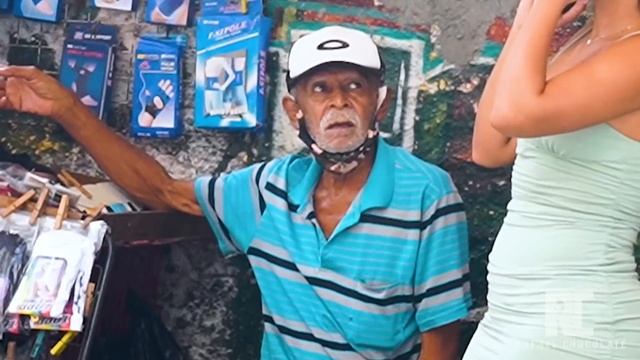 GAROTAS SENTANDO NO COLO DOS HOMENS - Pegadinha