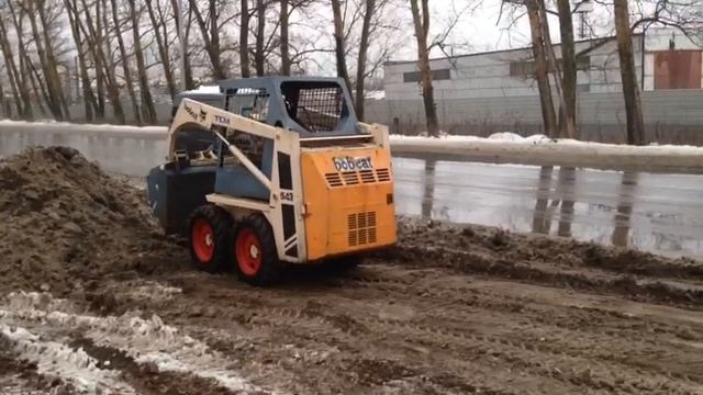 BOBCAT TCM 543 смотреть онлайн