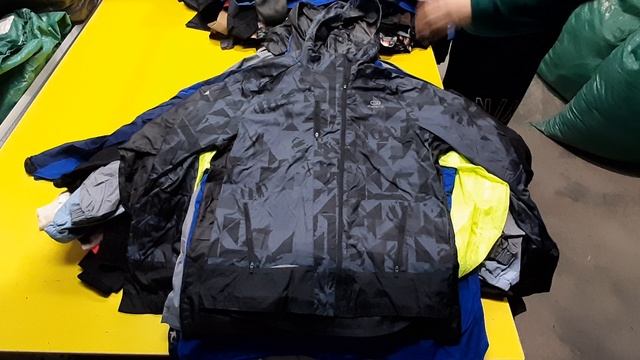 Ветровки (-UK-Ligh Zip Jackets) - C 525 смотреть онлайн