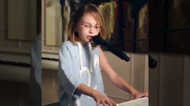 ⚡️Сильно! Вика Старикова - Шёл чудак с рюкзаком (Сплин - Чудак) смотреть онлайн