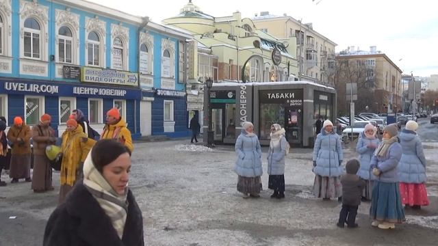 Танцор хип хоп и проповедь на харинаме в Екатеринбурге 21.01.2023 हिप हॉप डांसर और उपदेश смотреть онлайн