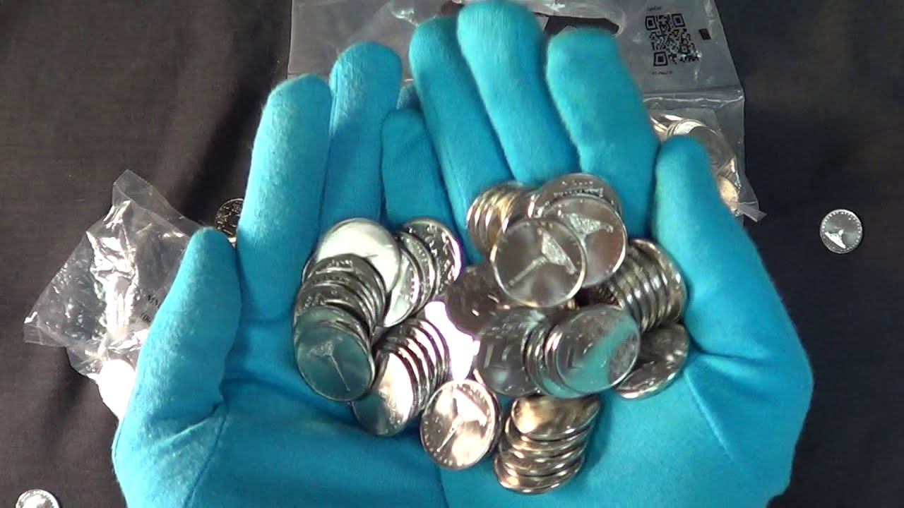 Вскрытие мешка Курильская десантная операция - 1000 штук 5 рублей 2020 года ММД без обращения смотреть онлайн