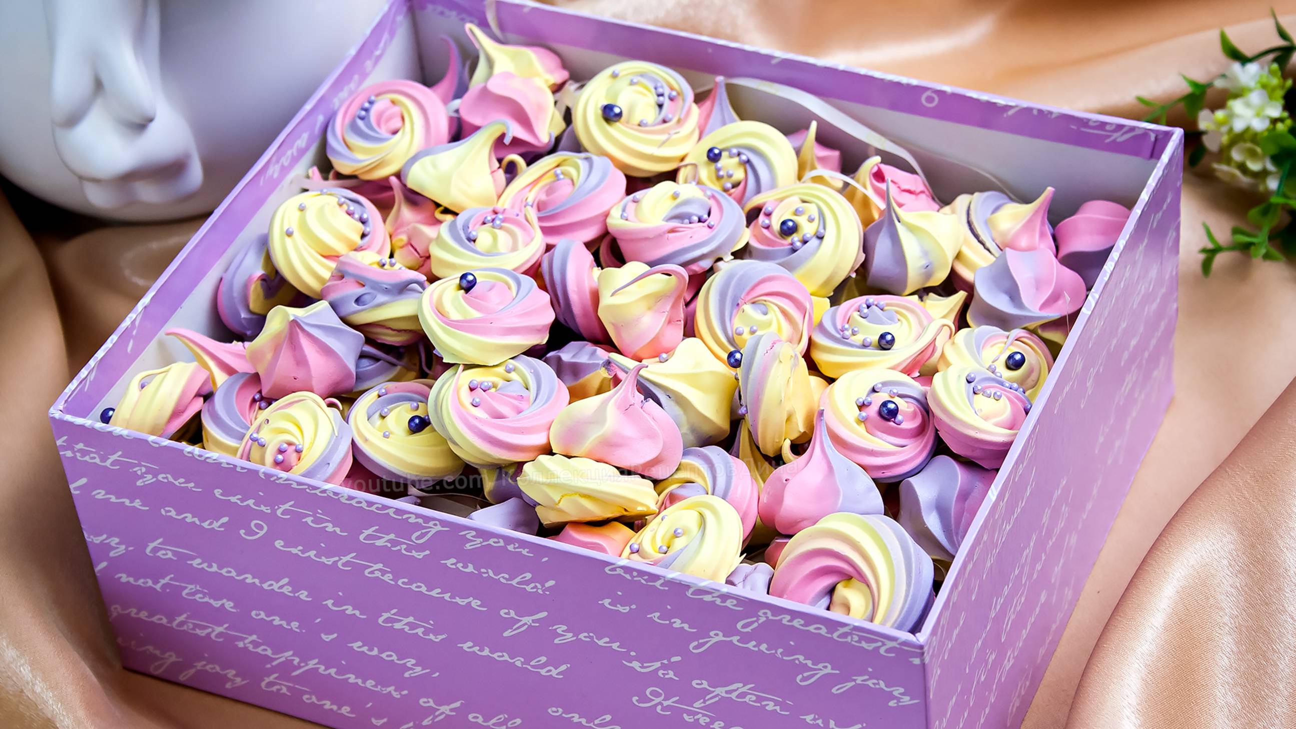 Разноцветное безе на швейцарской меренге. Идеальный десерт и украшение для тортов, пирожных, куличей смотреть онлайн