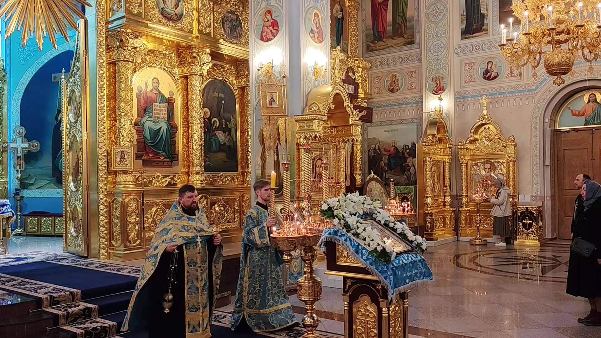 Величание праздника Благовещения Пресвятой Богородицы. Регент Екатерина Артюхова смотреть онлайн