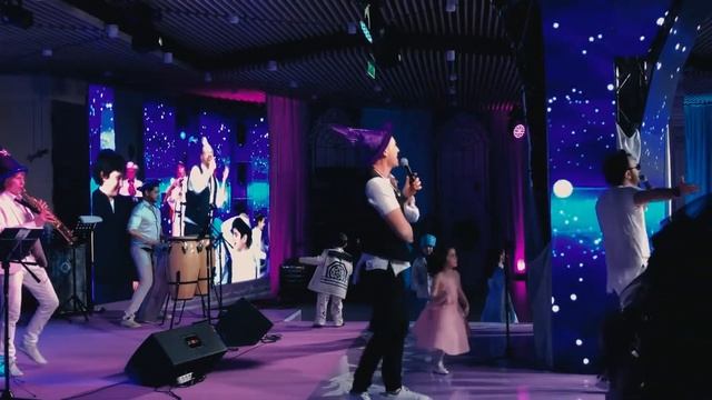 Фрагменты выступлений группы "Jewkovka band" на многочисленных еврейских мероприятиях. смотреть онлайн
