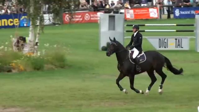 Oslo du Chalet смотреть онлайн