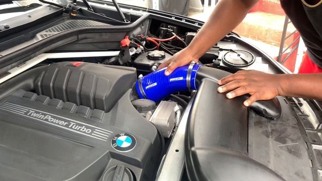 MORE AIR!! MORE POWER | BMW X5 Gets Dual Air Intake Duct смотреть онлайн