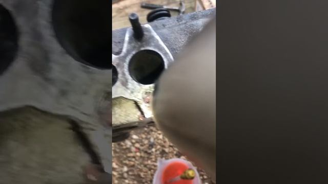 Exhaust manifold bolt leaking coolant Talbot Express. A fix. смотреть онлайн
