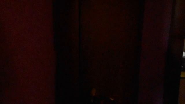 Псих в туалете смотреть онлайн