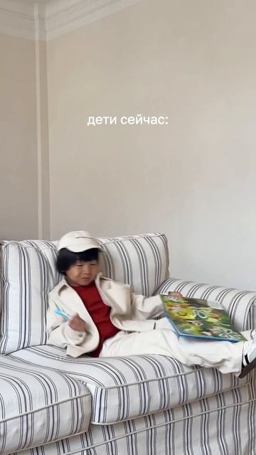 Буквы разные писать учат не только в школе 🤓 смотреть онлайн