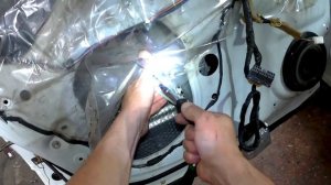 Как снять обшивку двери со снятием стёкол + зеркало Suzuki Grand Vitara 3 ➤ Пошаговое руководство