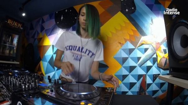 Miss Monique - Mind Games Podcast 081 (Live, @Radio Intense 11.07.2018) ⧸⧸ Progressive House Mix