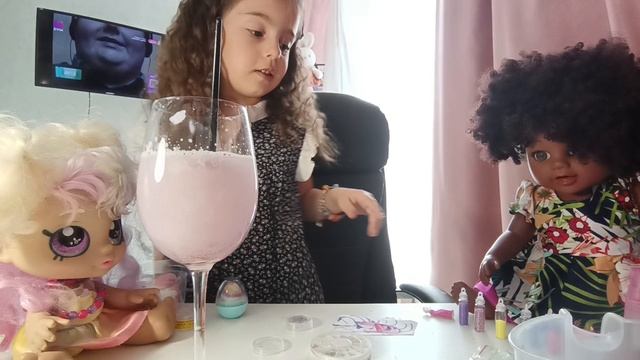 опыты с блестящей мыльной водичкой смотреть онлайн