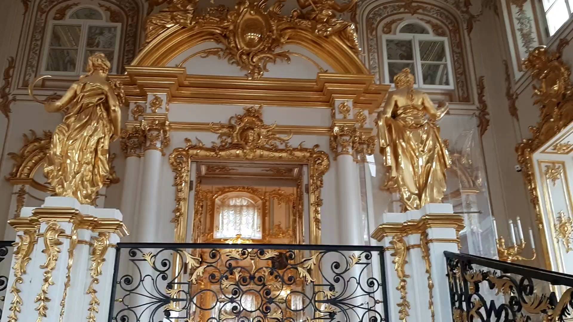 Большой Петергофский дворец. Санкт-Петербург. смотреть онлайн