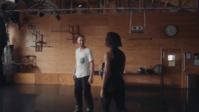 Street Dancer & Ballerina Fuse Styles Into One Dance